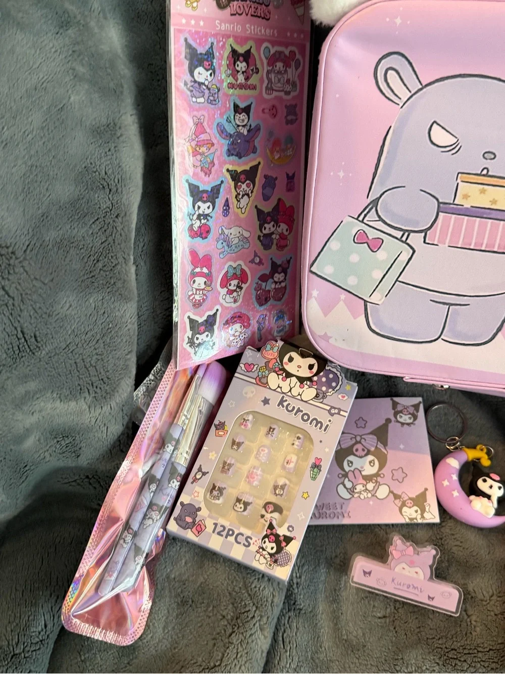 💜Sanrio Kuromi - 20+ Piece Accessories Gift Set